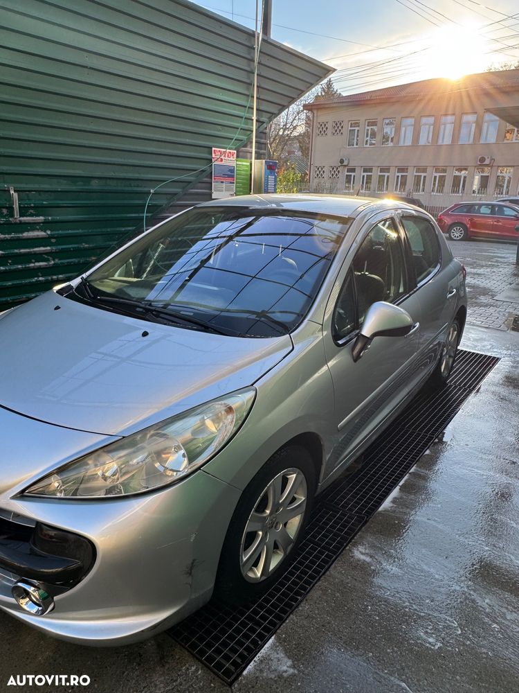 Peugeot 207 - 7