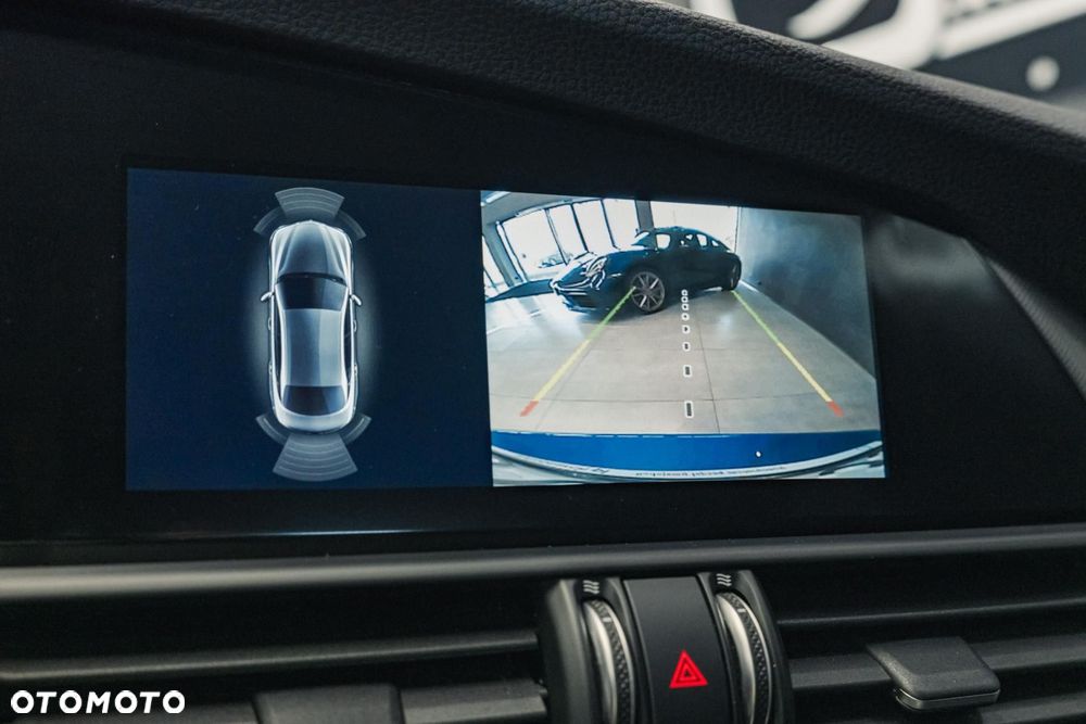 Alfa Romeo Giulia 2.0 Turbo Veloce Q4 - 19