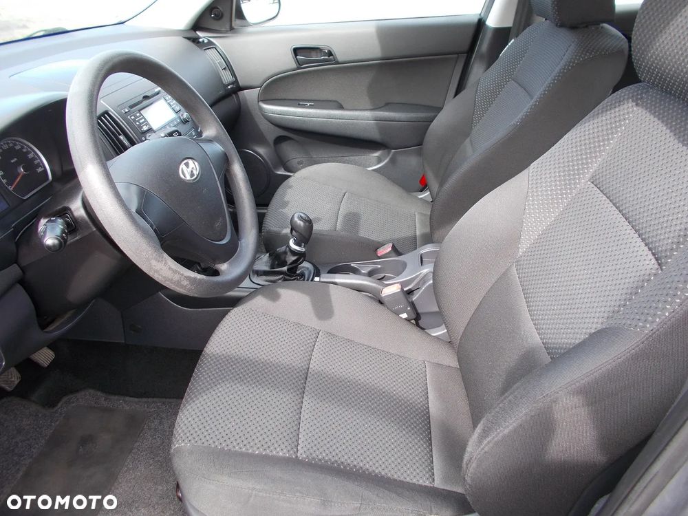 Hyundai i30 1.4 Comfort - 17
