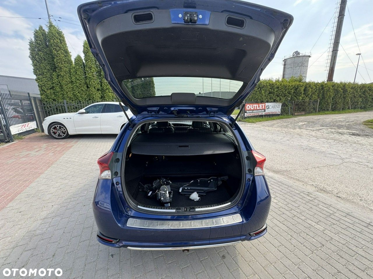 Toyota Auris - 13