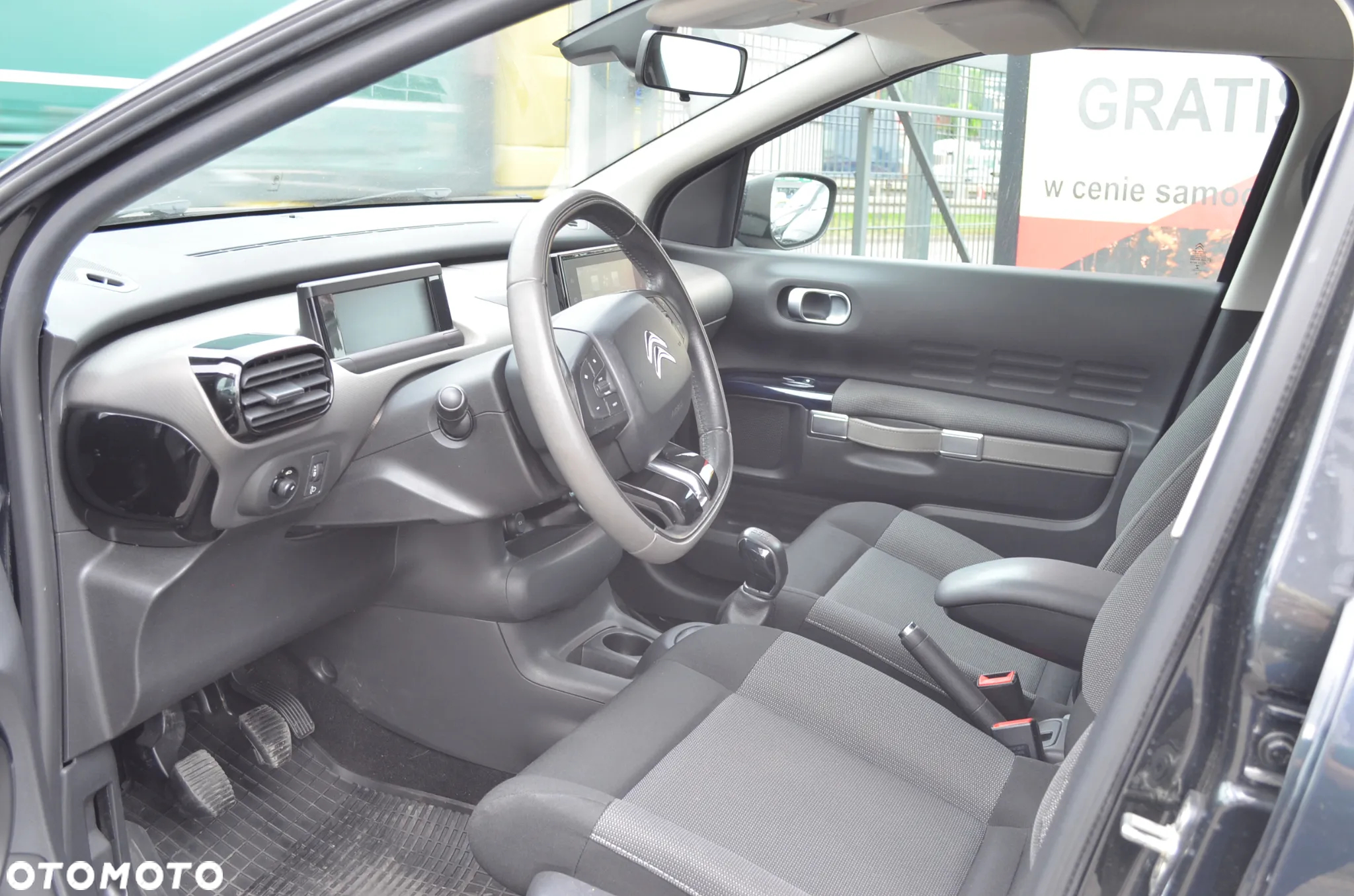 Citroën C4 Cactus 1.2 PureTech Shine S&S - 9