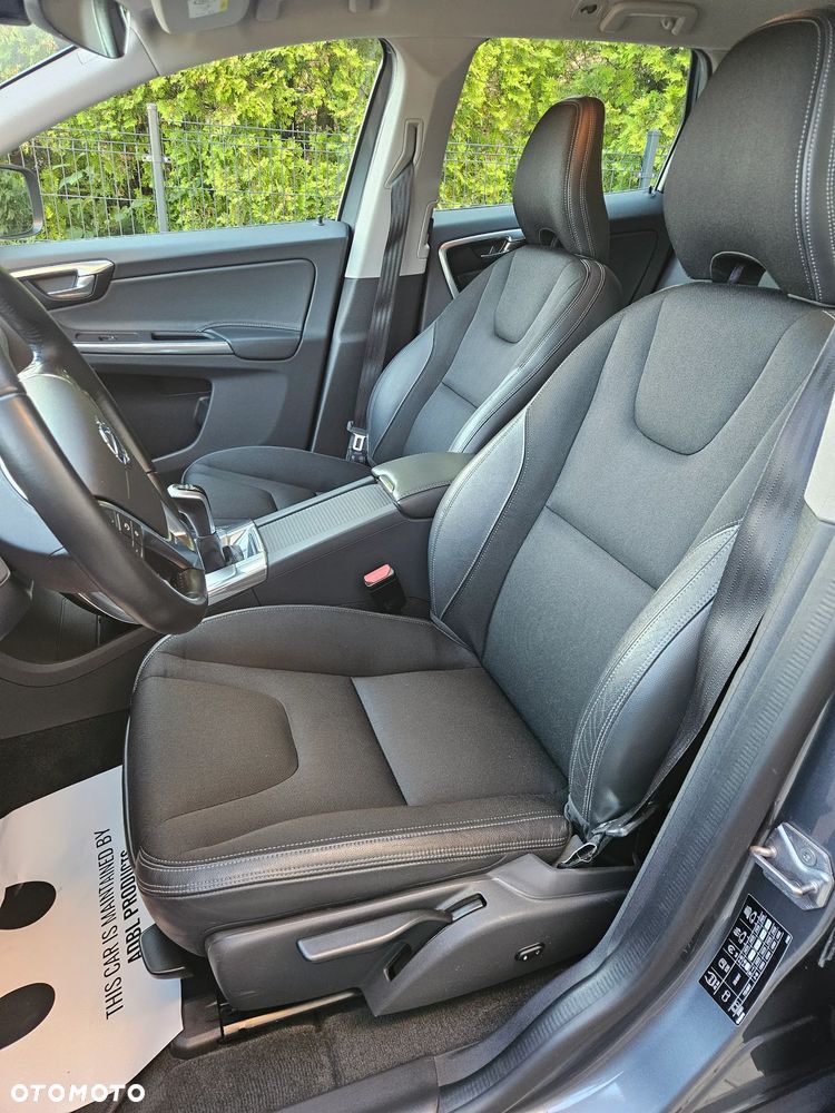 Volvo XC 60 D3 Inscription - 16