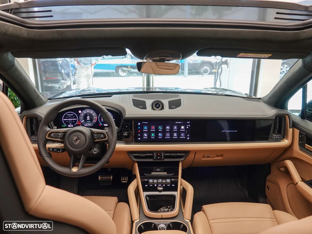 Porsche Cayenne Turbo E-Hybrid - 17