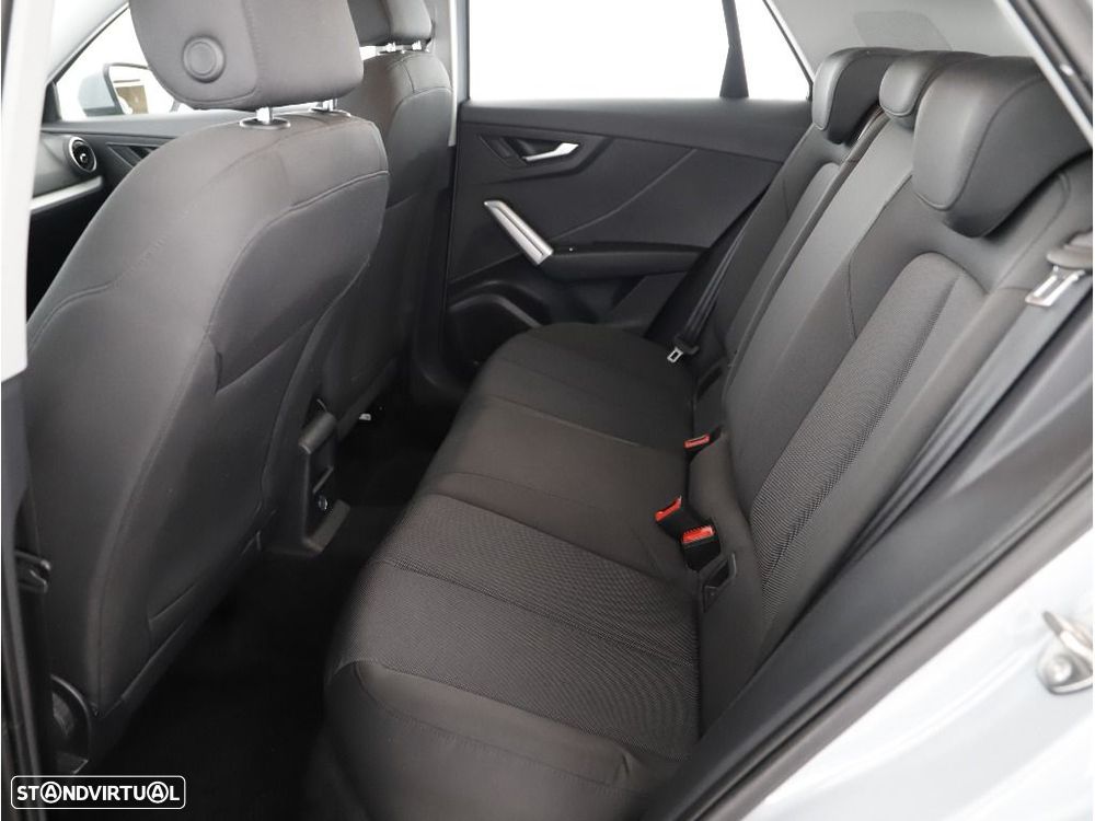 Audi Q2 35 TFSI Advanced S tronic - 24