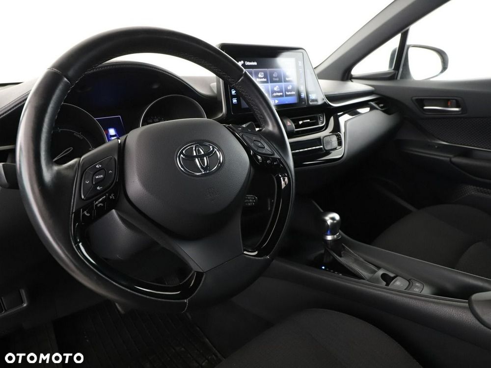 Toyota C-HR Flow - 15