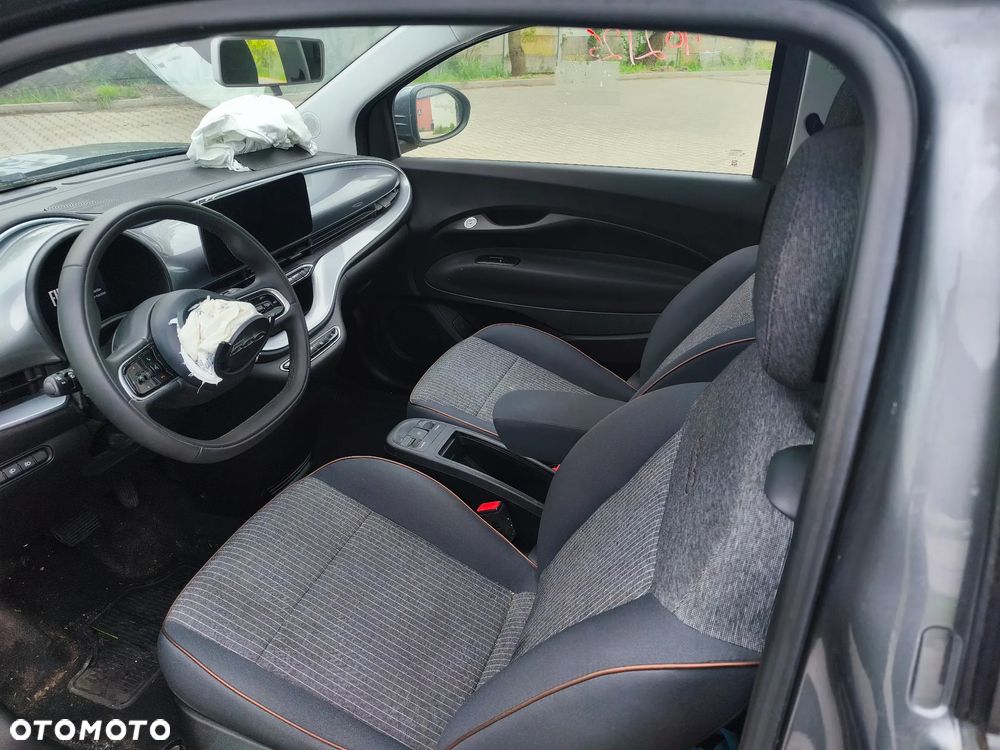 Fiat 500e 42kWh ICON - 14