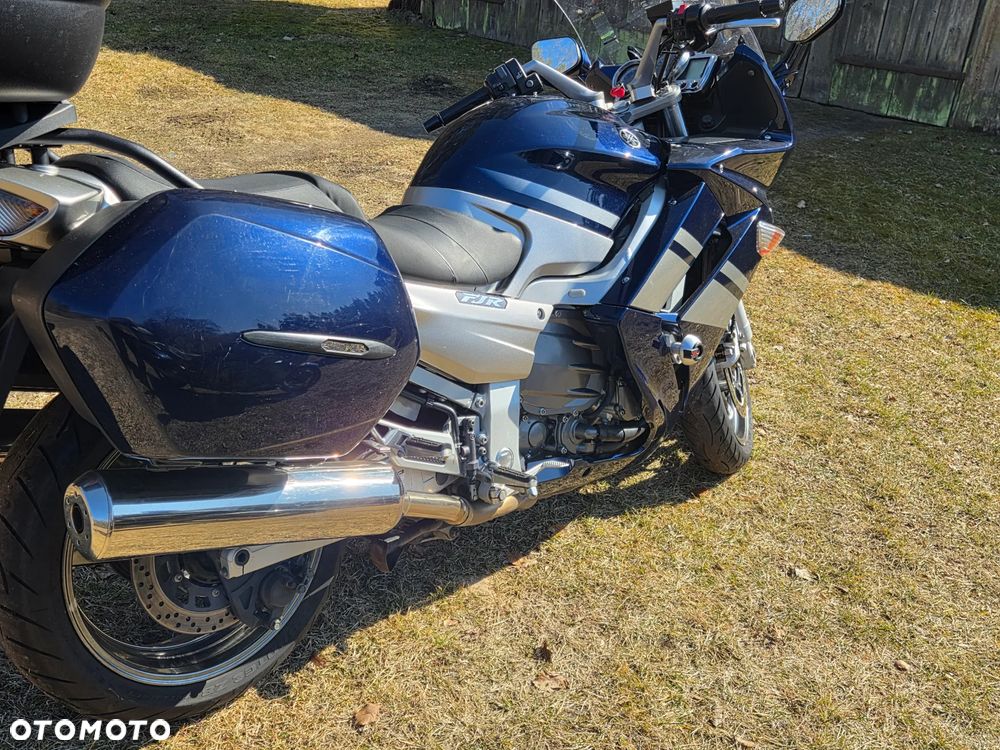 Yamaha FJR - 3