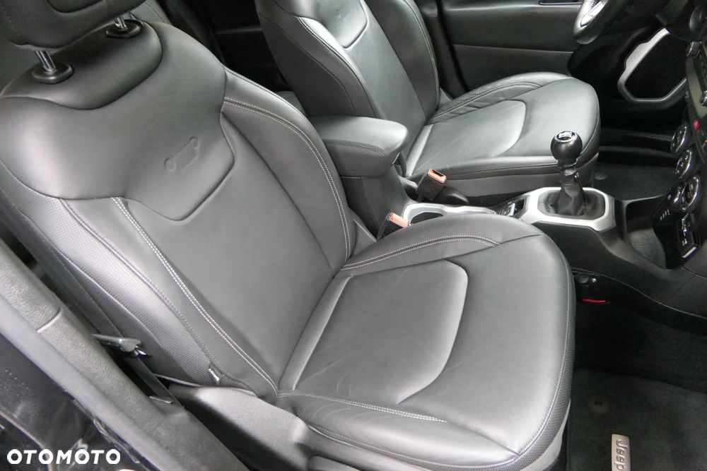 Jeep Renegade 2.0 MultiJet Active Drive Limited Adventure Edition - 32