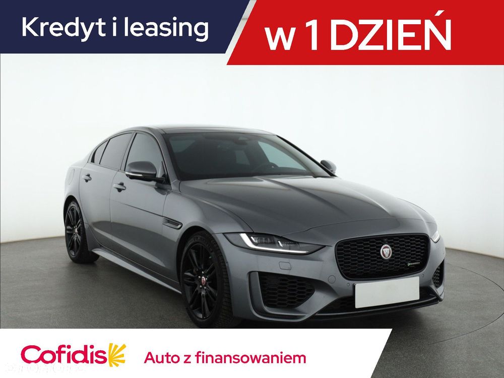 Jaguar XE