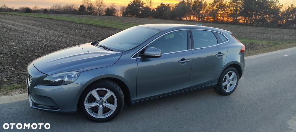 Volvo V40 D4 Summum - 8