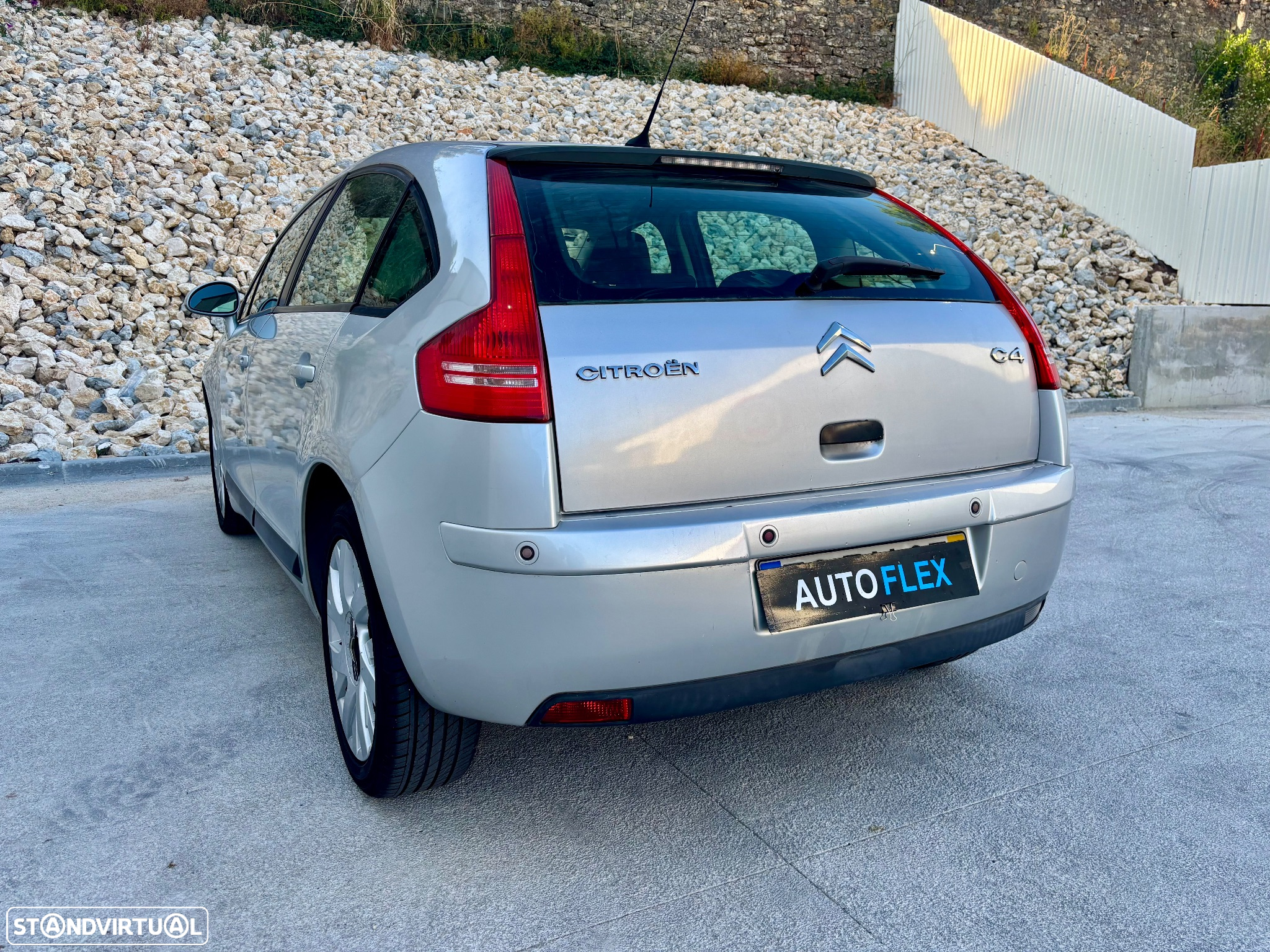 Citroën C4 1.6 HDi SX - 15