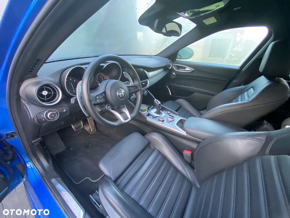 Alfa Romeo Giulia 2.0 Turbo Veloce Q4 - 6