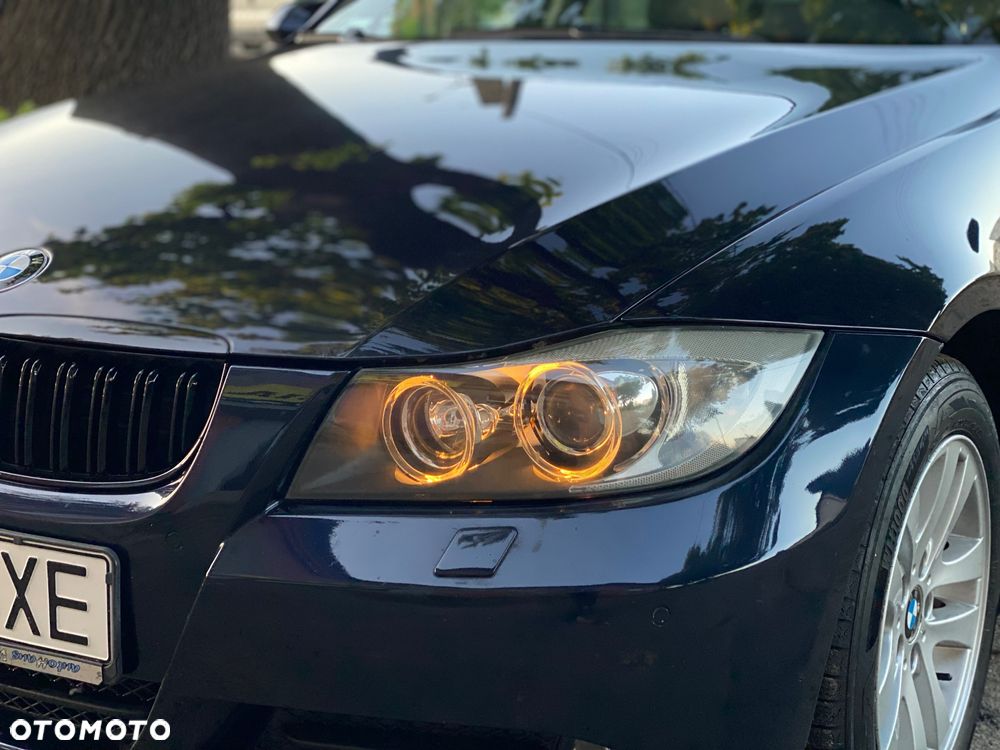 BMW Seria 3 320d - 16