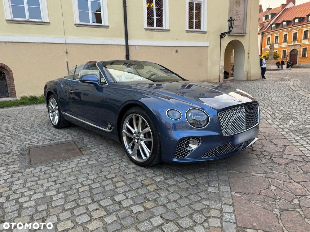 Bentley Continental GT - 1