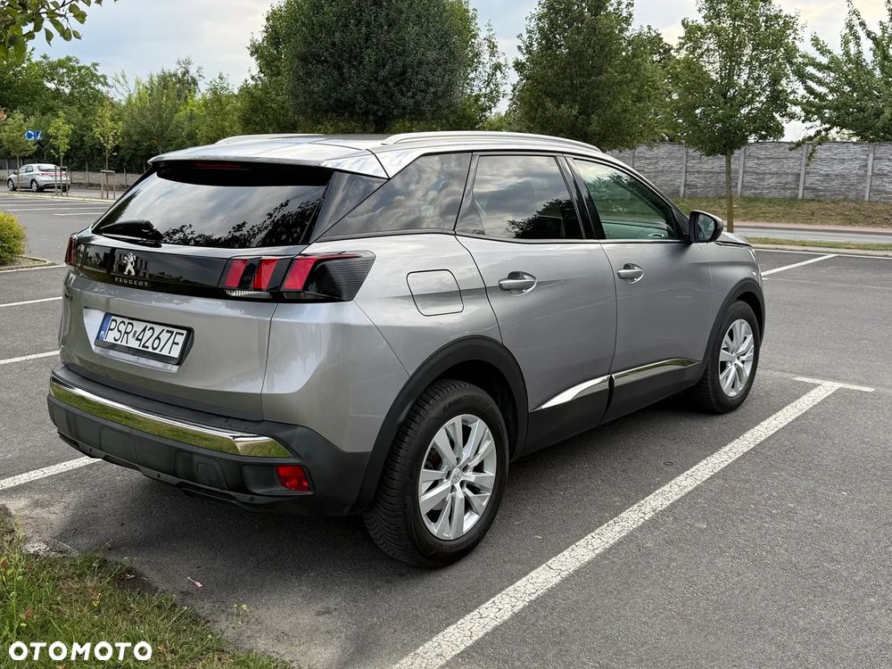 Peugeot 3008 PureTech 130 Stop & Start EAT6 Allure - 4