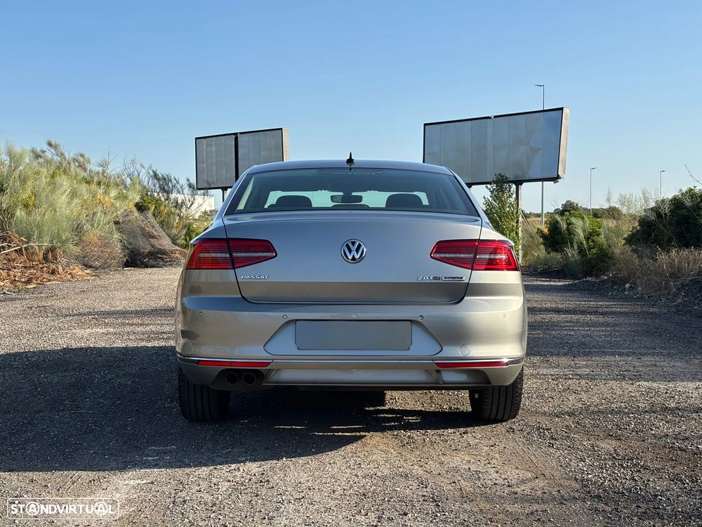 VW Passat 2.0 TDI Highline DSG - 39