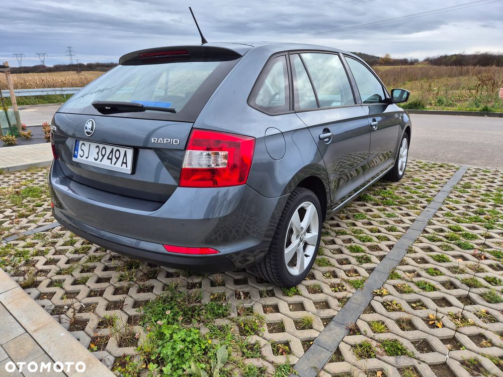 Skoda RAPID 1.2 TSI Ambition - 4