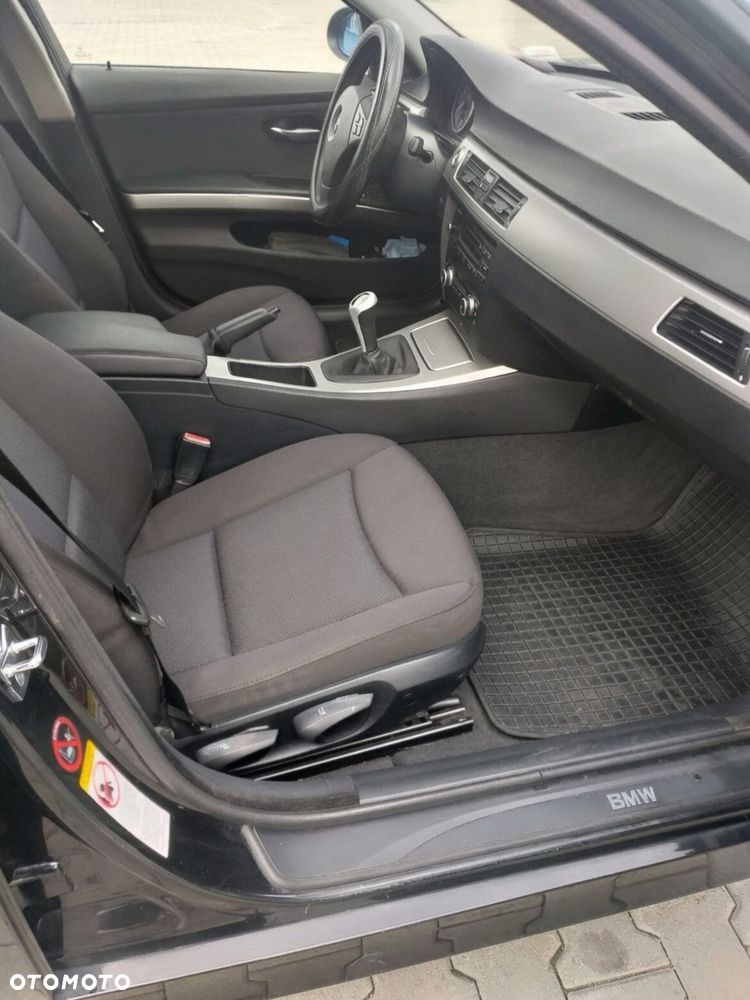 BMW Seria 3 - 10