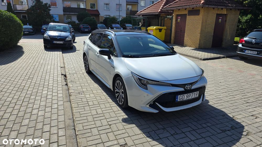 Toyota Corolla 1.8 Hybrid Selection - 2