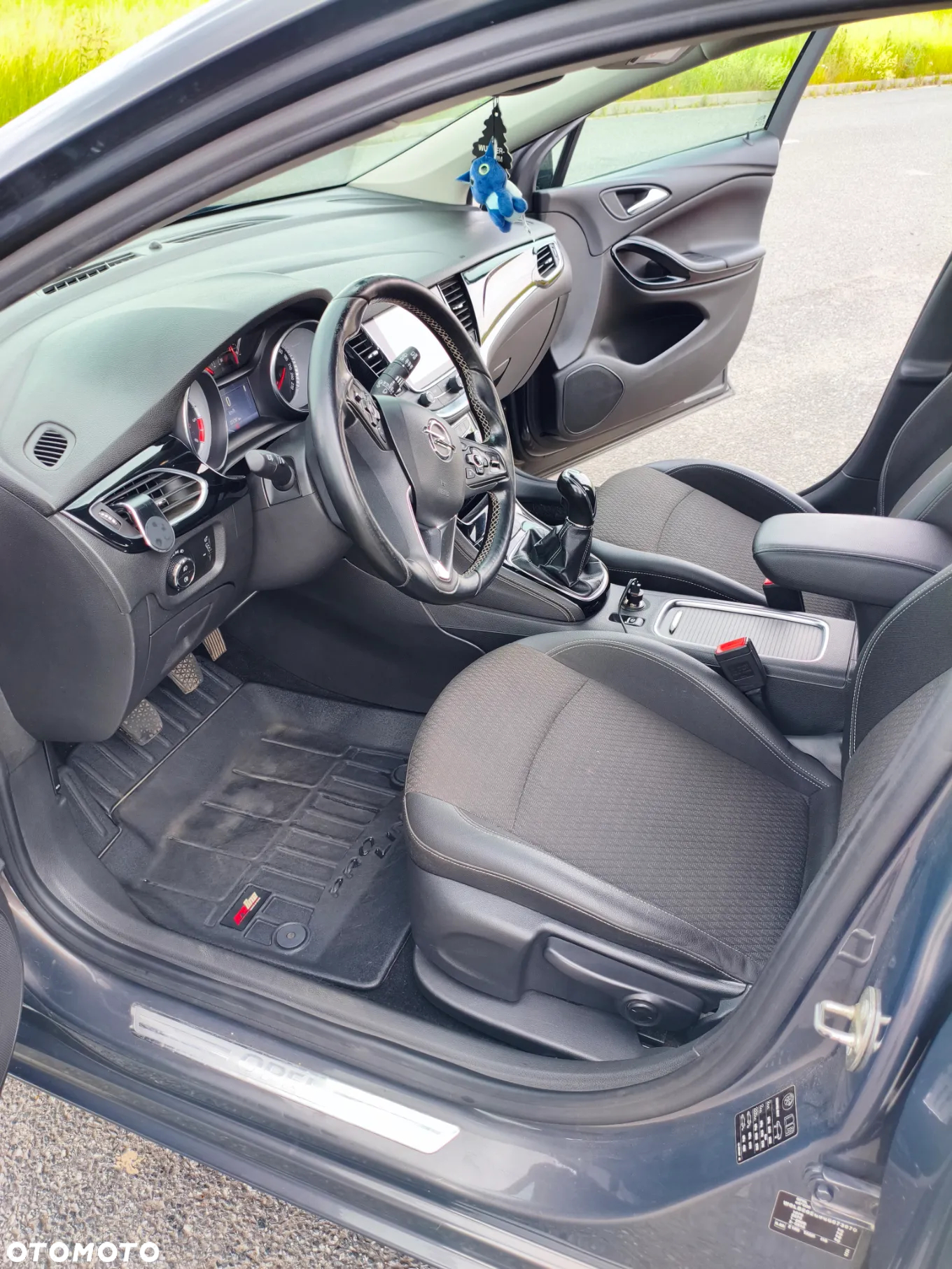 Opel Astra IV 1.6 CDTI Cosmo - 22