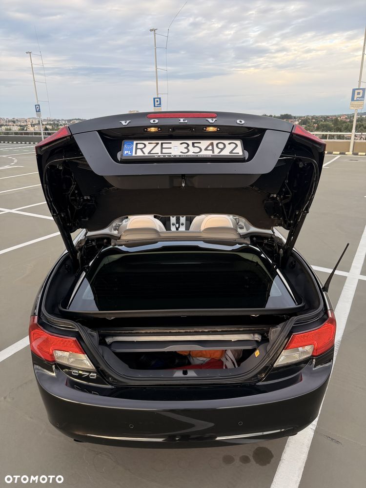 Volvo C70 T5 Summum - 16