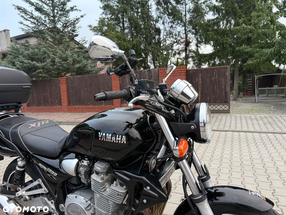 Yamaha XJR - 4