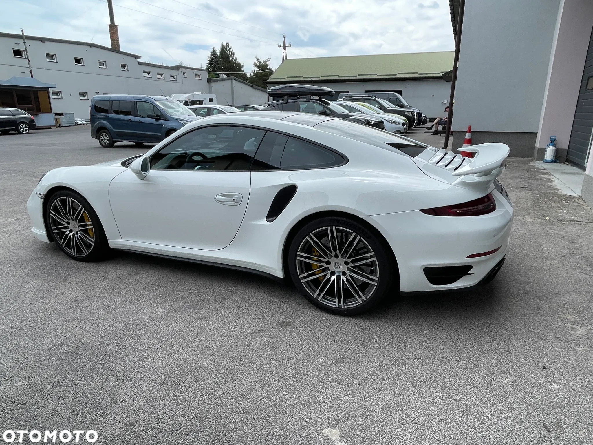 Porsche 911 Turbo S - 9