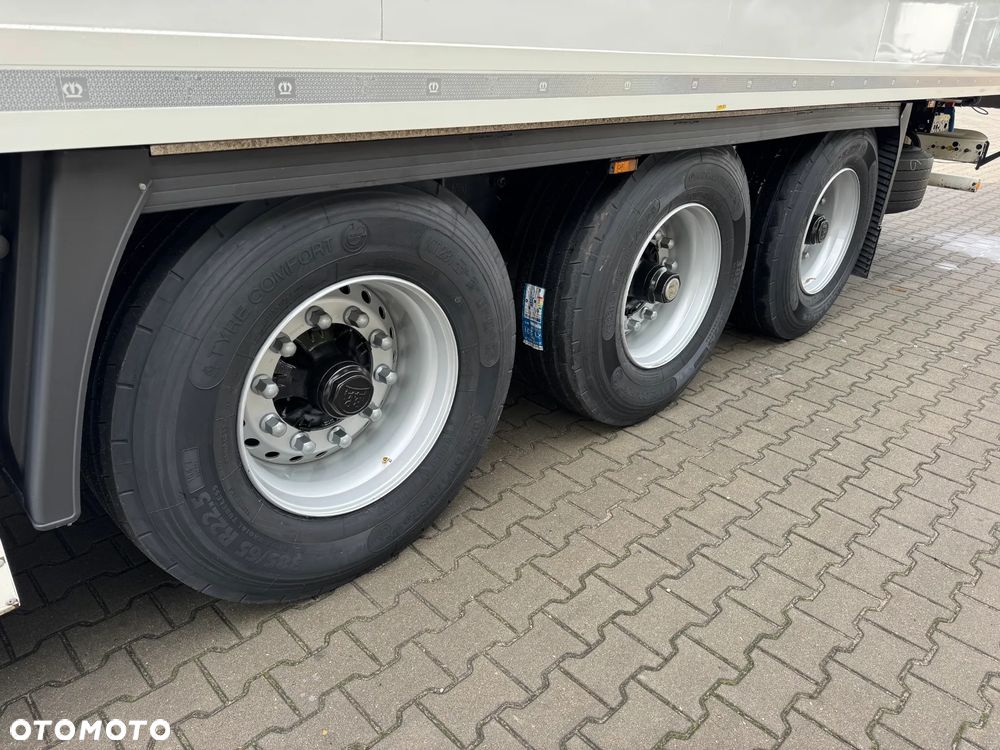 Krone Hakowa, Carrier Vector HE19, Nowe opony!! - 23