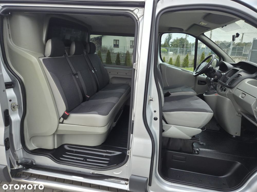 Renault TRAFIC LONG KLIMA TEMPOMAT ORYGINAŁ DUBEL KABINA ZADBANY FULL OPCJA DOPOSAŻONY - 7