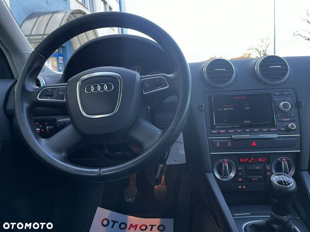 Audi A3 Sportback - 8