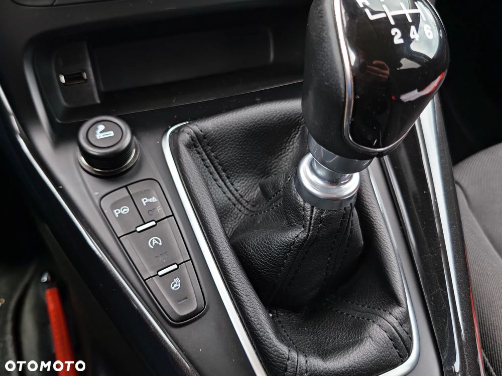 Ford Focus SW 1.0 EcoBoost Titanium ASS - 21