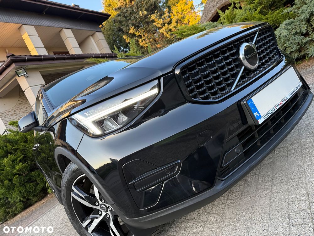 Volvo XC 40 B4 B DKG Plus Black Edition - 23