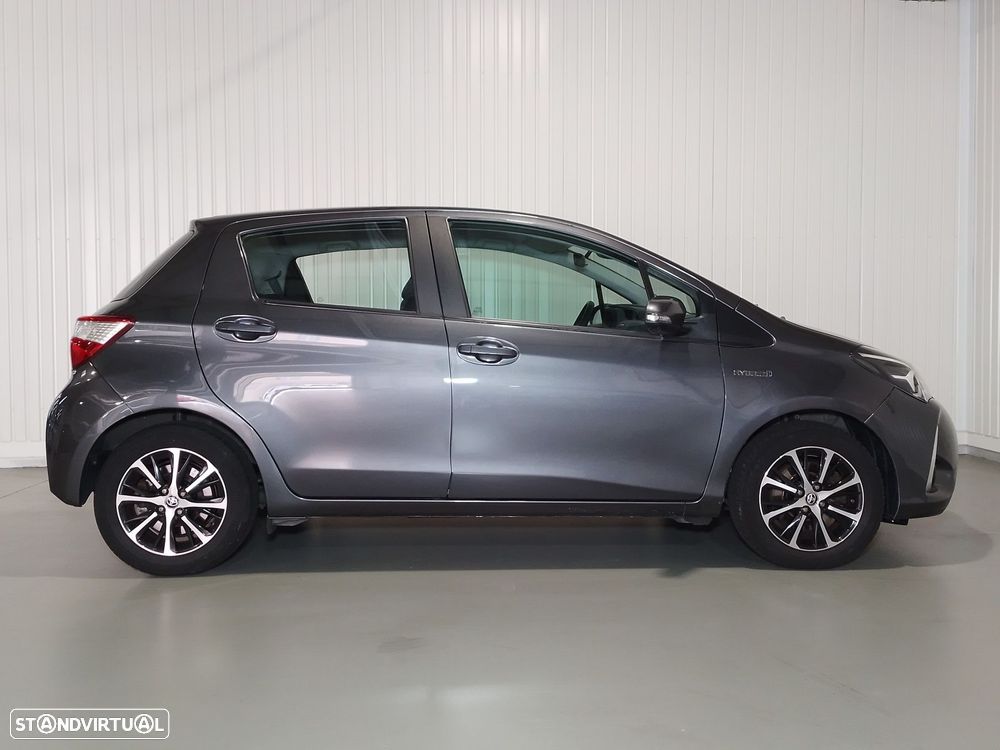 Toyota Yaris 1.5 HSD Comfort+P.Style - 10