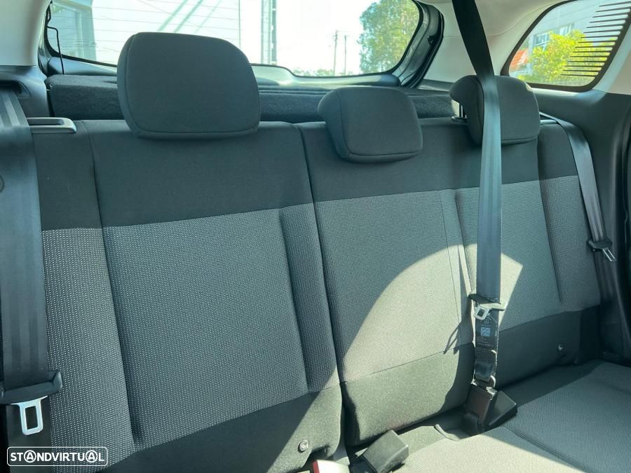 Citroën C3 1.2 PureTech C-Series - 12