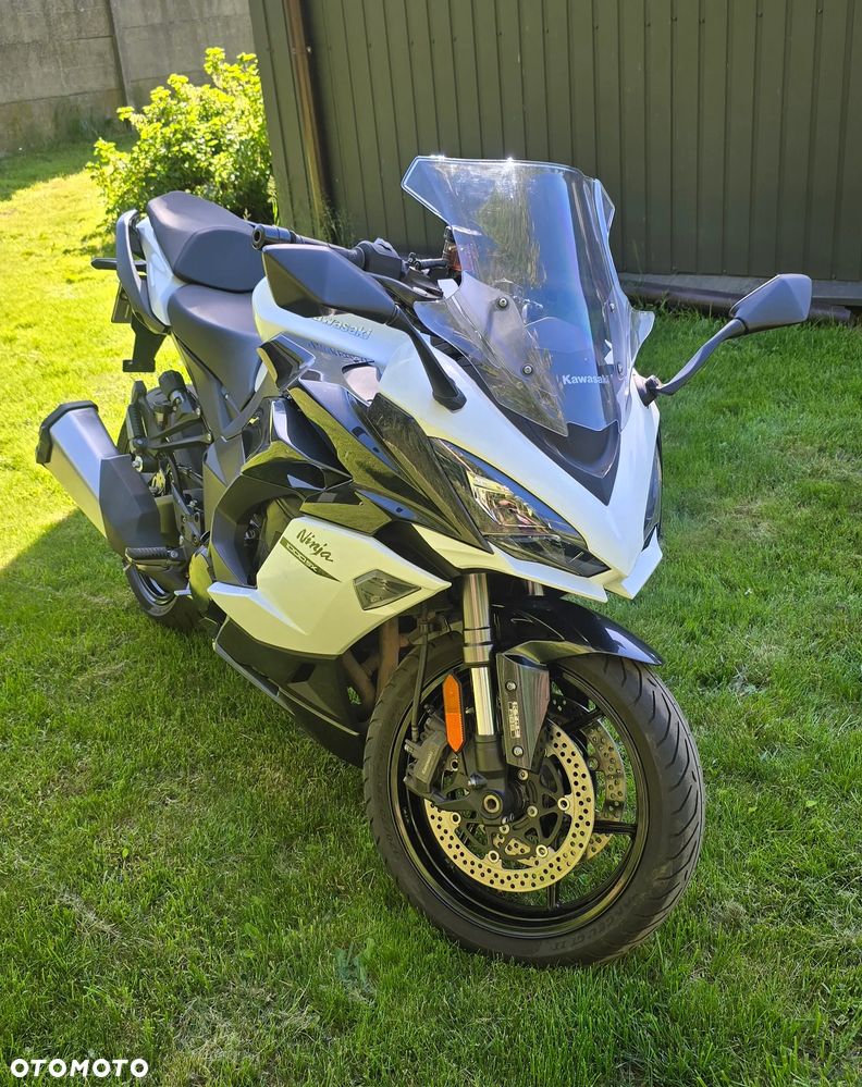 Kawasaki Ninja 1000 SX - 2
