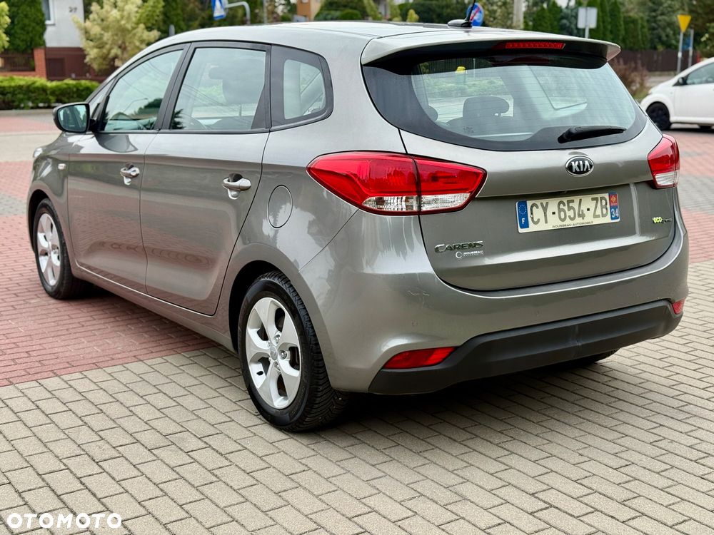 Kia Carens 1.7 CRDi 115 Fifa World Cup Edition - 20