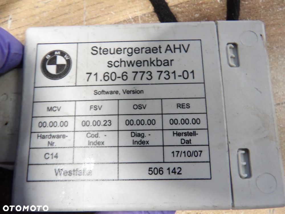 BMW - E90,E91 - MODUŁ HAKA - PRZYCISK - WIĄZKA PRZEWODÓW - KOMPLET - 6772731  6942608 - 2