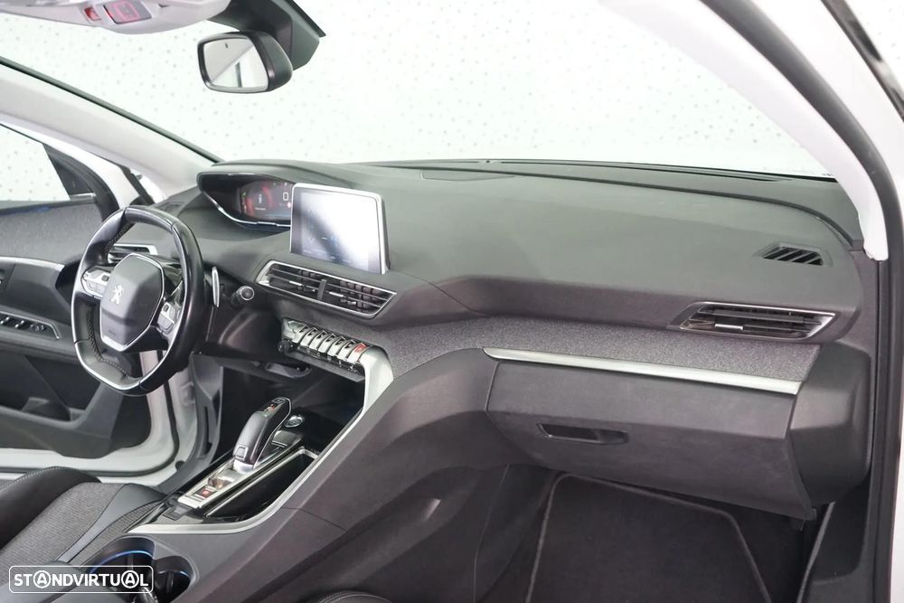 Peugeot 3008 1.2 PureTech Allure Pack EAT8 - 15