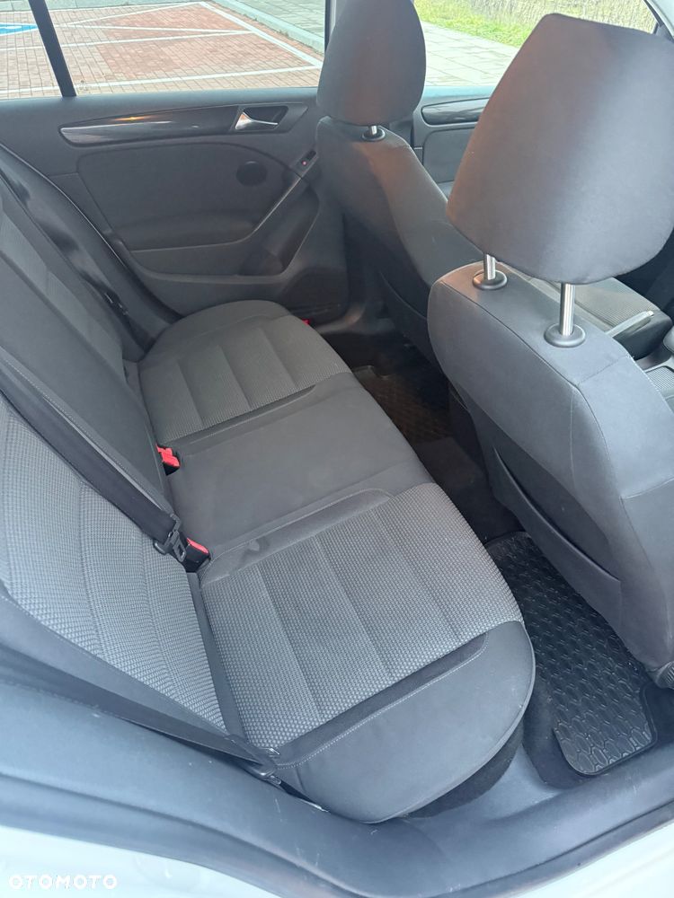 Volkswagen Golf 1.6 TDI Trendline - 5