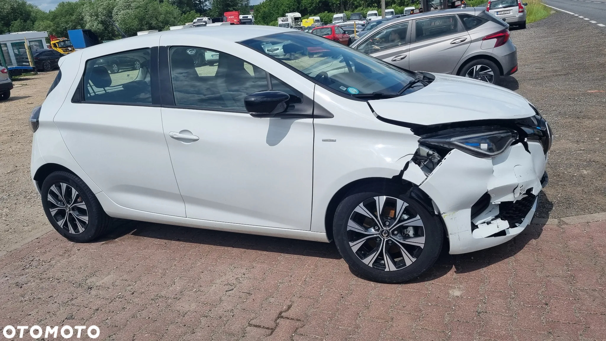 Renault Zoe - 8