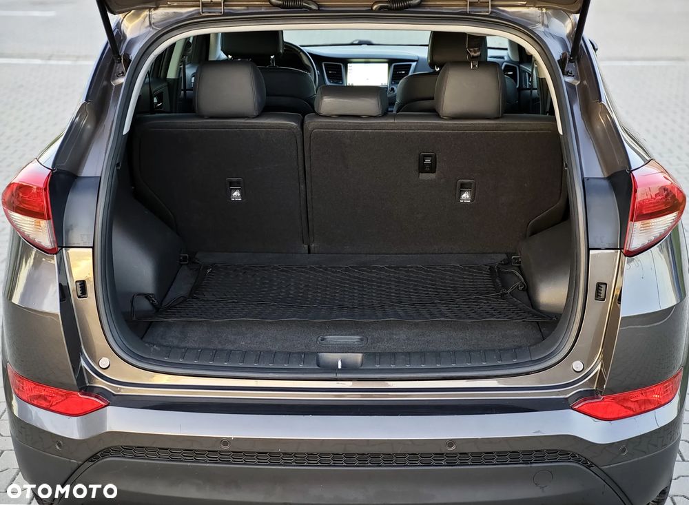 Hyundai Tucson 1.6 GDI BlueDrive Design 2WD - 29