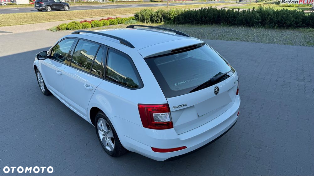 Skoda Octavia 1.6 TDI Ambition DSG - 6