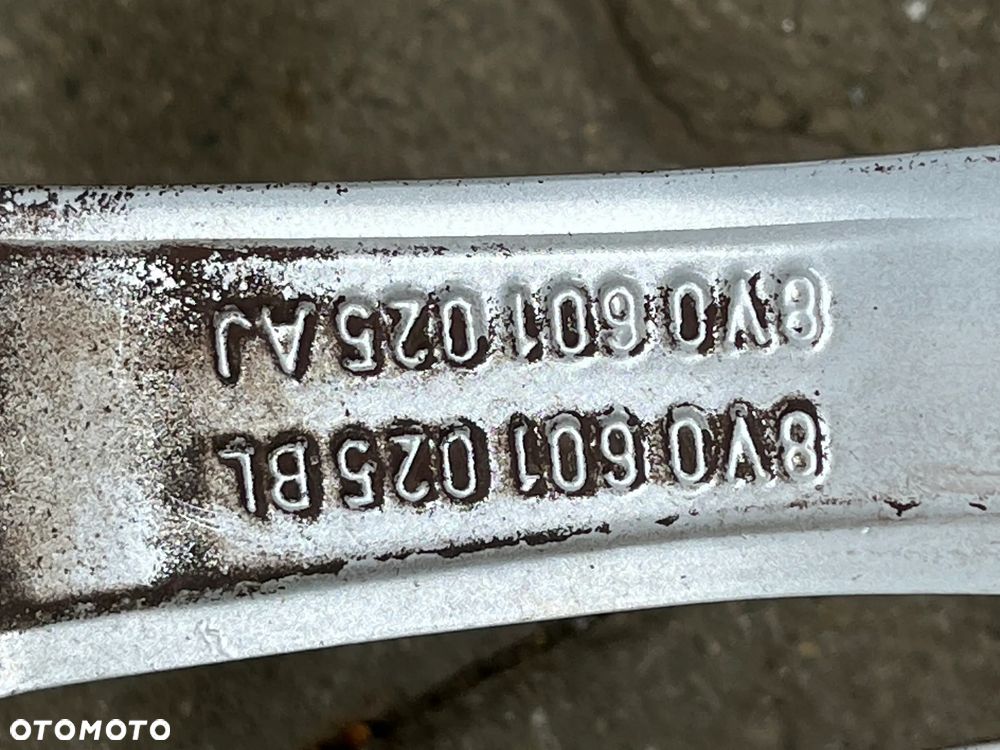 FELGI 5X112 18 7,5JX18 ET 51 8V0601025 BL AJ FELGI AUDI A3 18 8V * - 6
