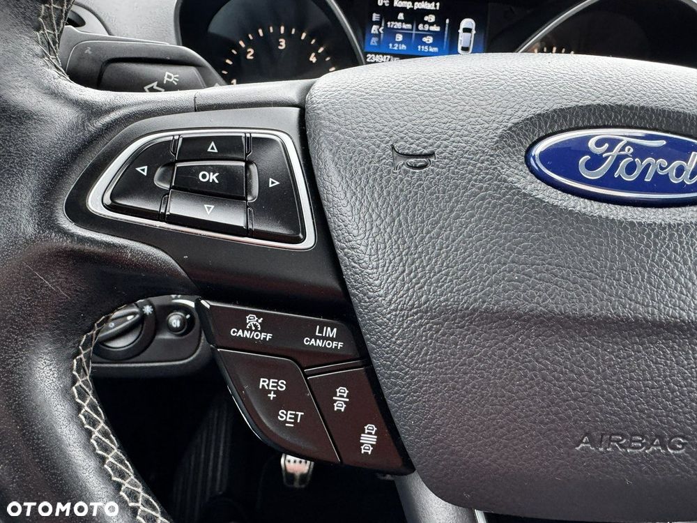 Ford Kuga 2.0 TDCi 4x2 ST-Line - 23