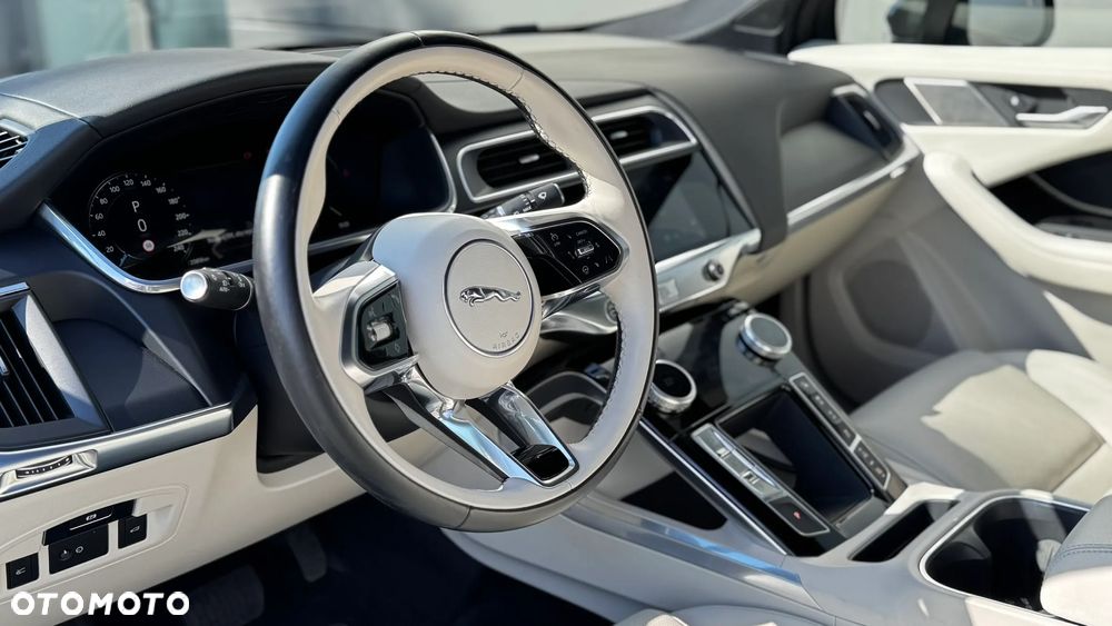 Jaguar I-Pace EV400 90kWh AWD R-Dynamic SE - 8