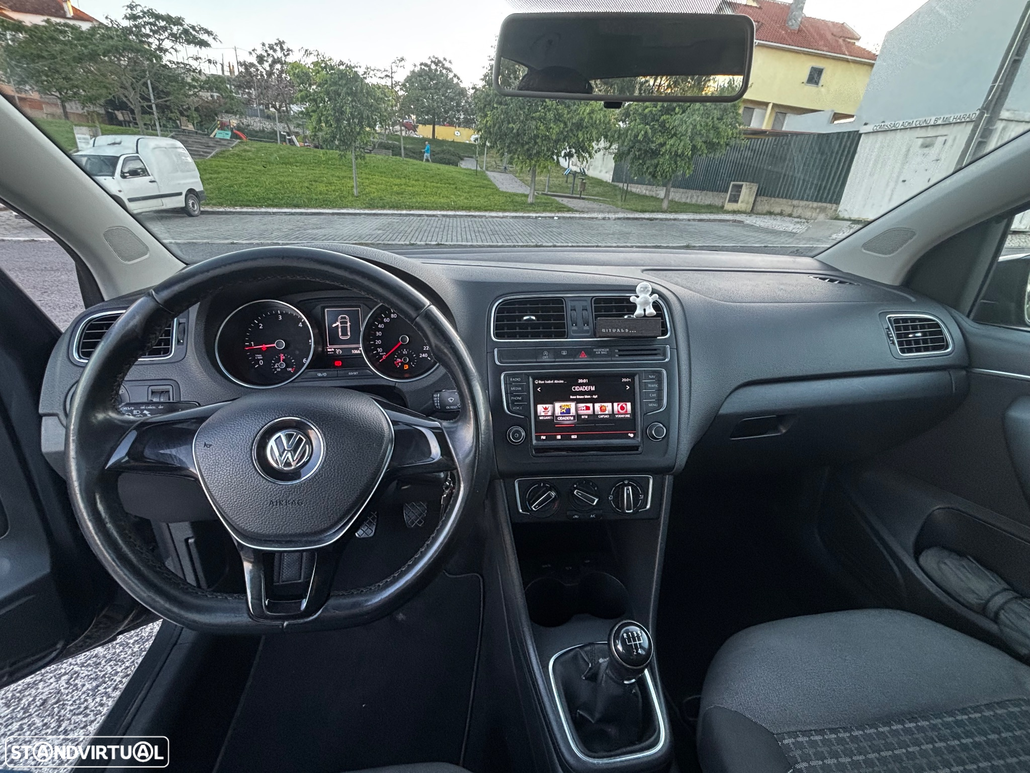 VW Polo 1.4 TDI (Blue Motion ) Comfortline - 8