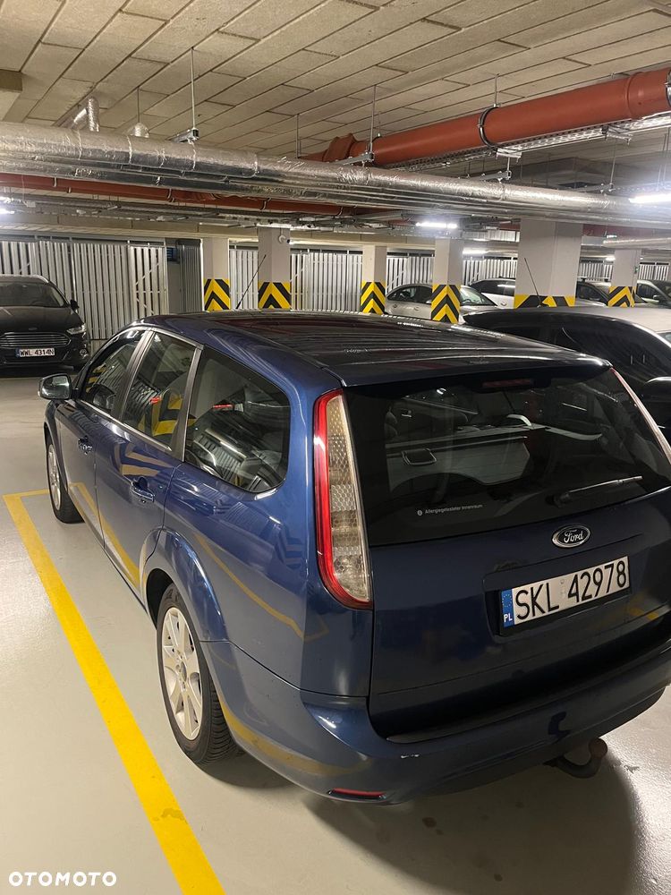 Ford Focus 1.6 Ti-VCT Ghia - 3