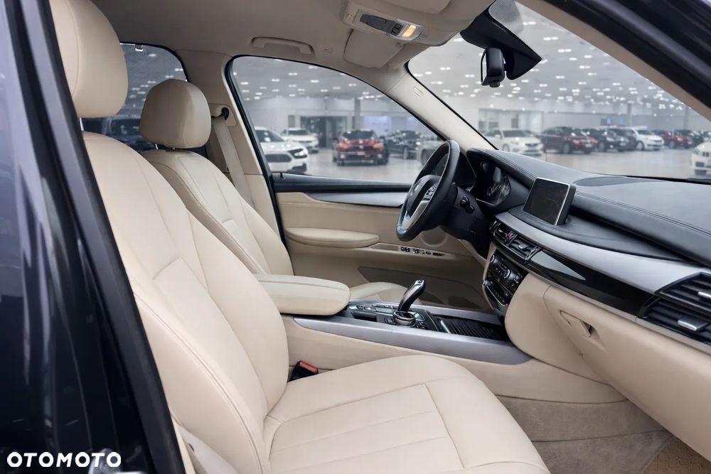 BMW X5 xDrive25d Sport-Aut - 28