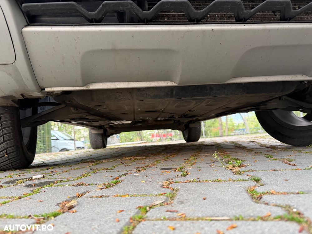 Dacia Duster 1.5 dCi EDC Prestige jante 17" - 13