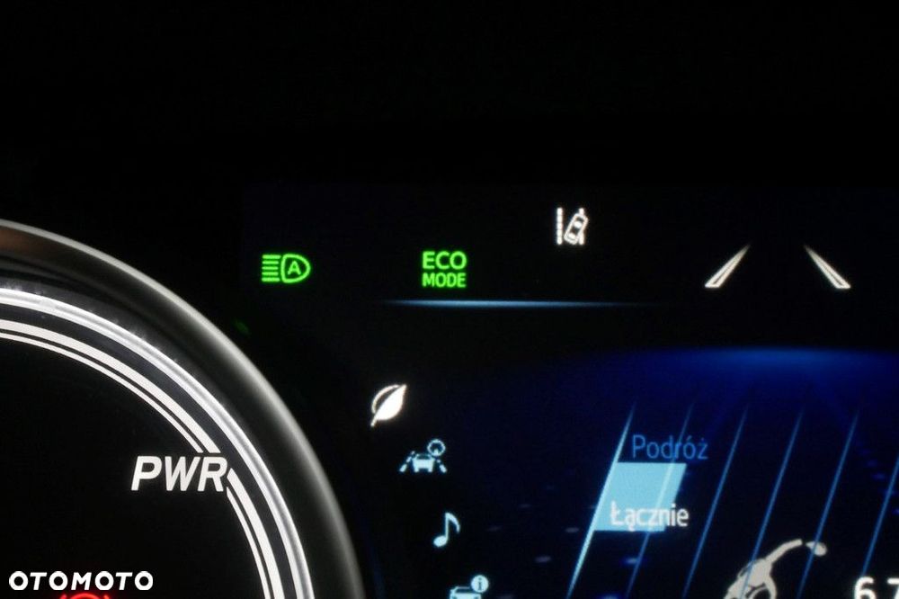 Toyota Camry 2.5 Hybrid Comfort CVT - 20
